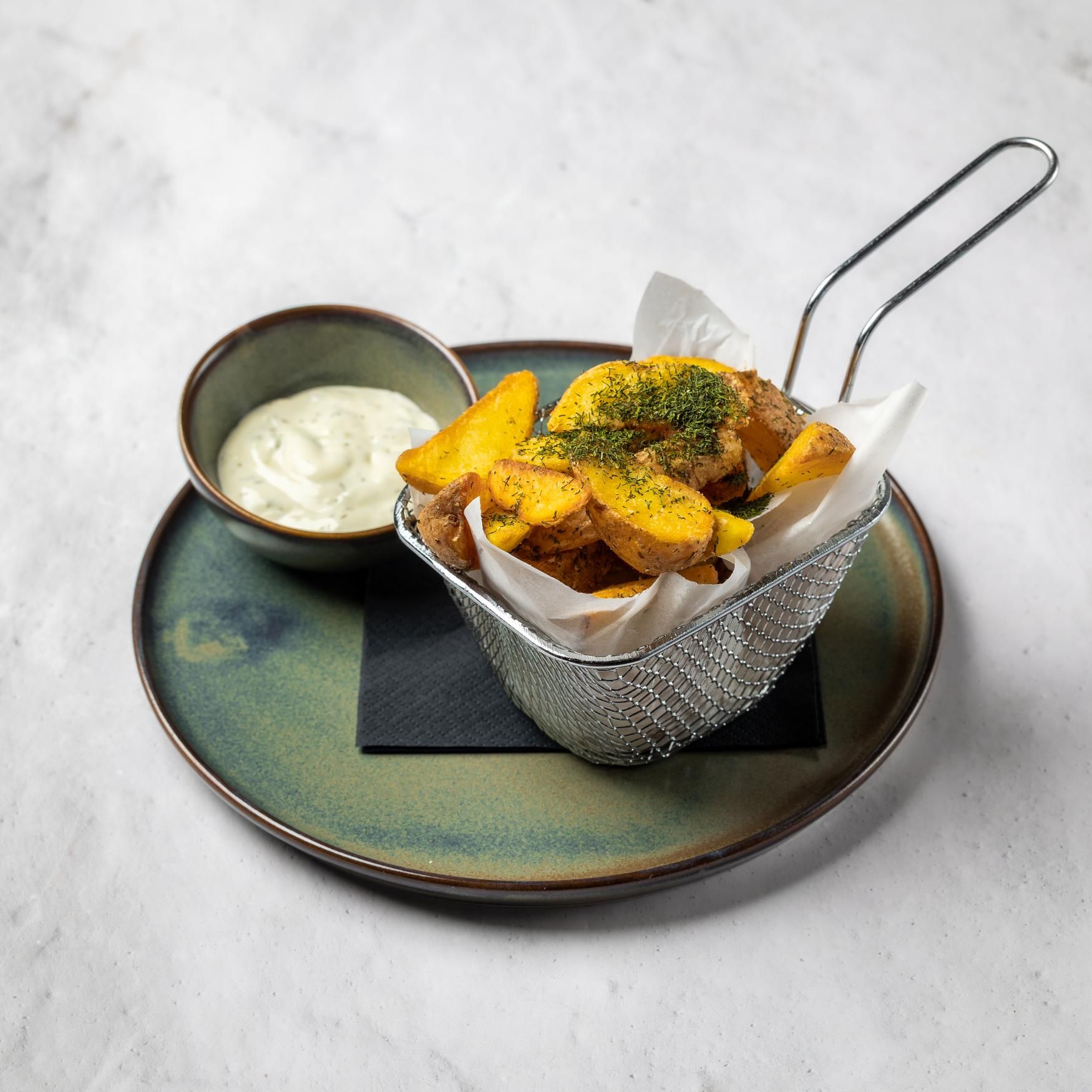 Картофельные дольки 200 г